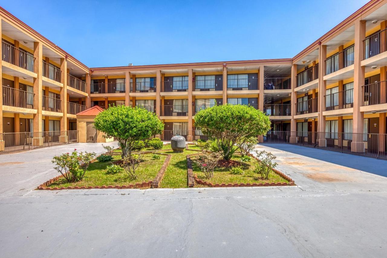 Oyo Hotel Decatur I-20 East & Wesley Club Dr Εξωτερικό φωτογραφία